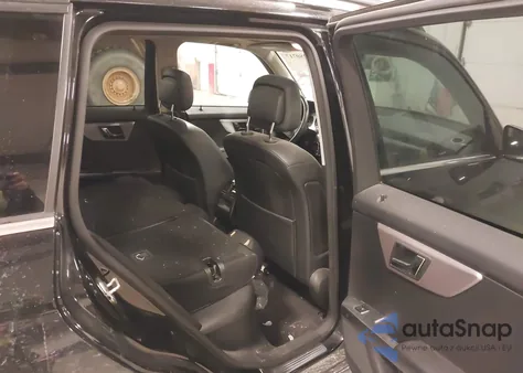 2010 Mercedes-Benz Glk 350 4Matic z USA, uszkodzony, nr VIN WDCGG8HB4AF289214